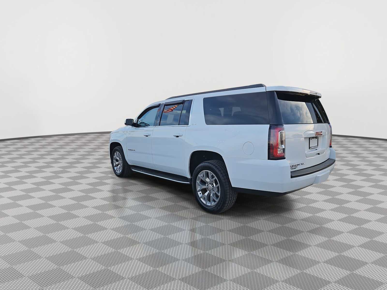 Thumbnail: 2018 GMC Yukon XL - 6