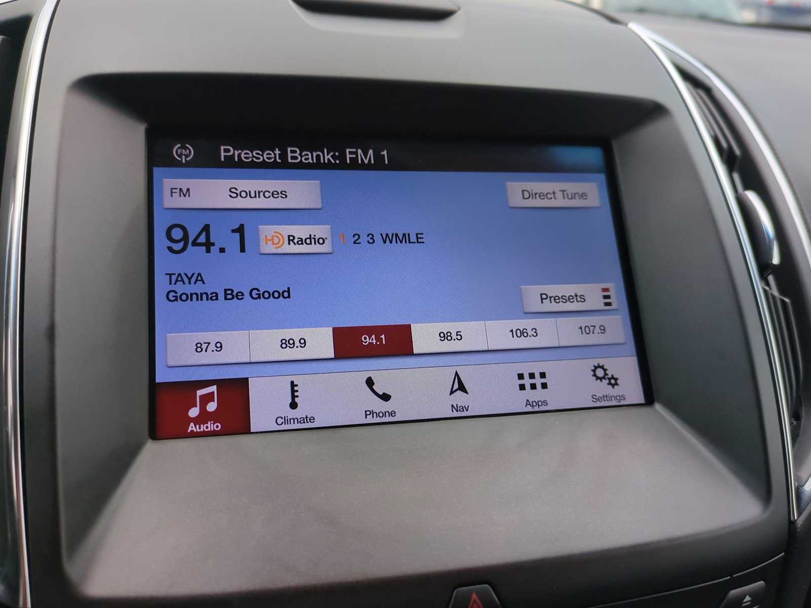 Thumbnail: 2019 Ford Edge - 33