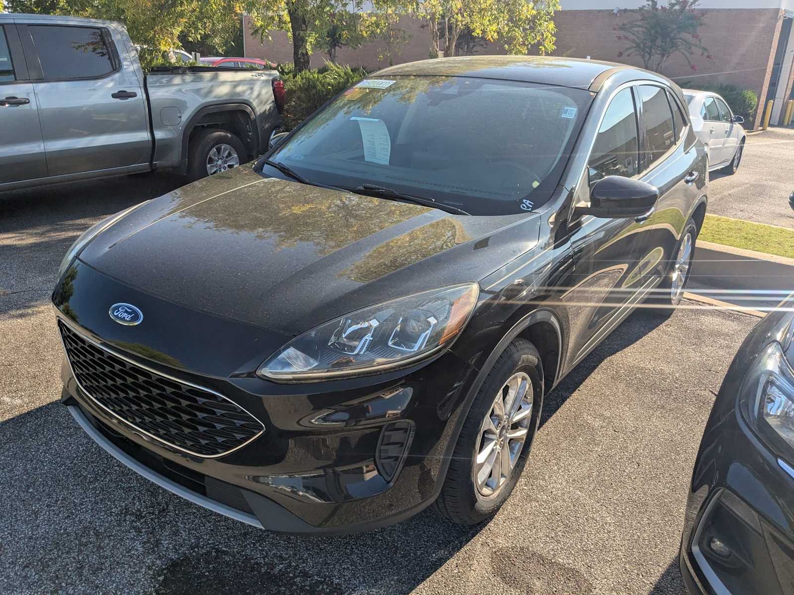 Thumbnail: 2020 Ford Escape - 1