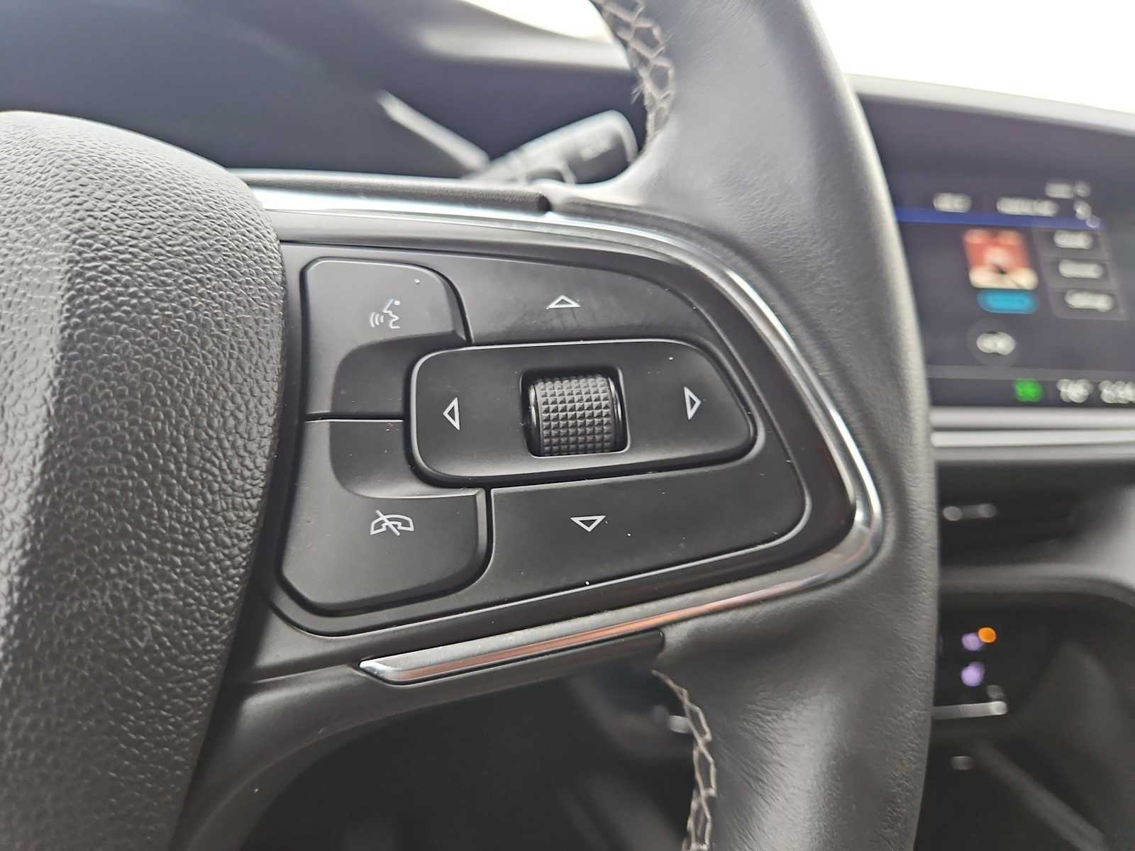 Thumbnail: 2023 Buick Envision - 24