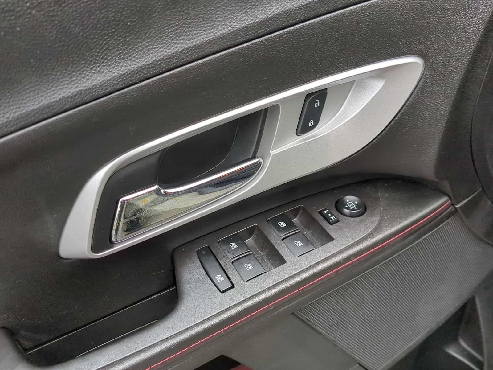 Thumbnail: 2014 Chevrolet Equinox - 20