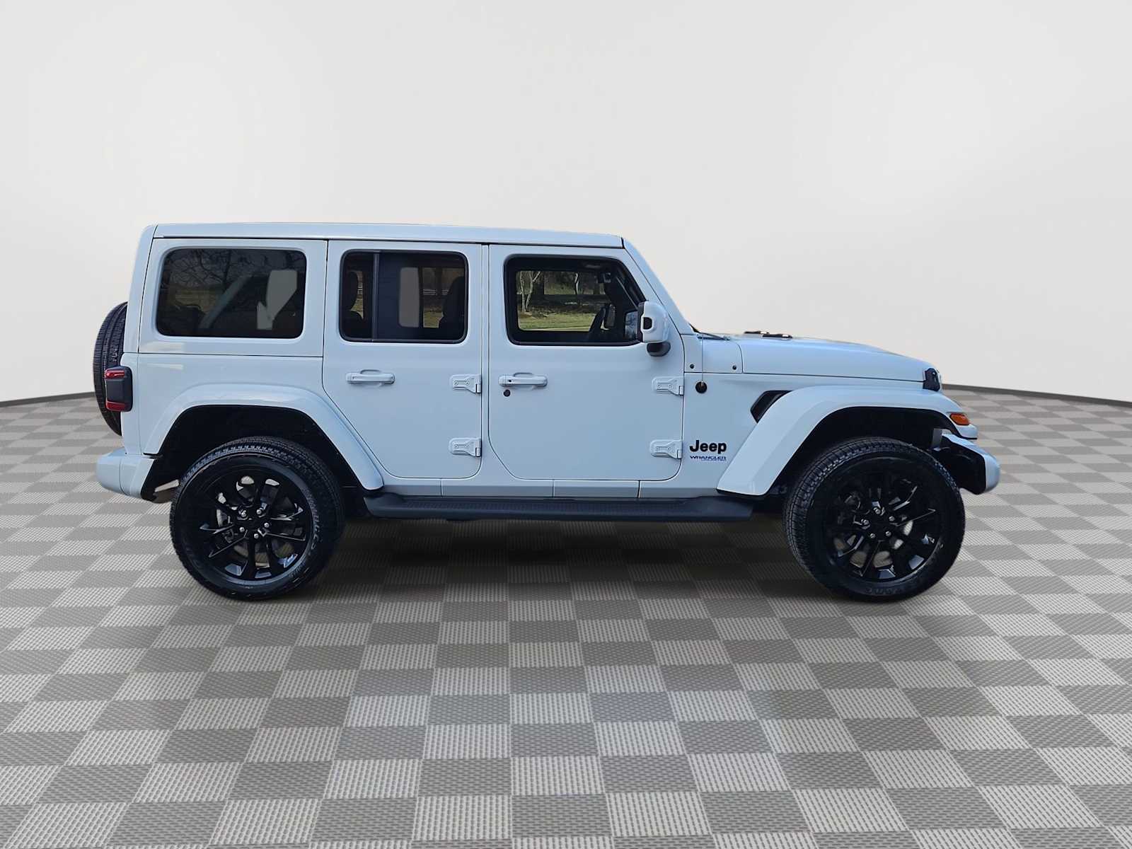 Thumbnail: 2021 Jeep Wrangler - 9