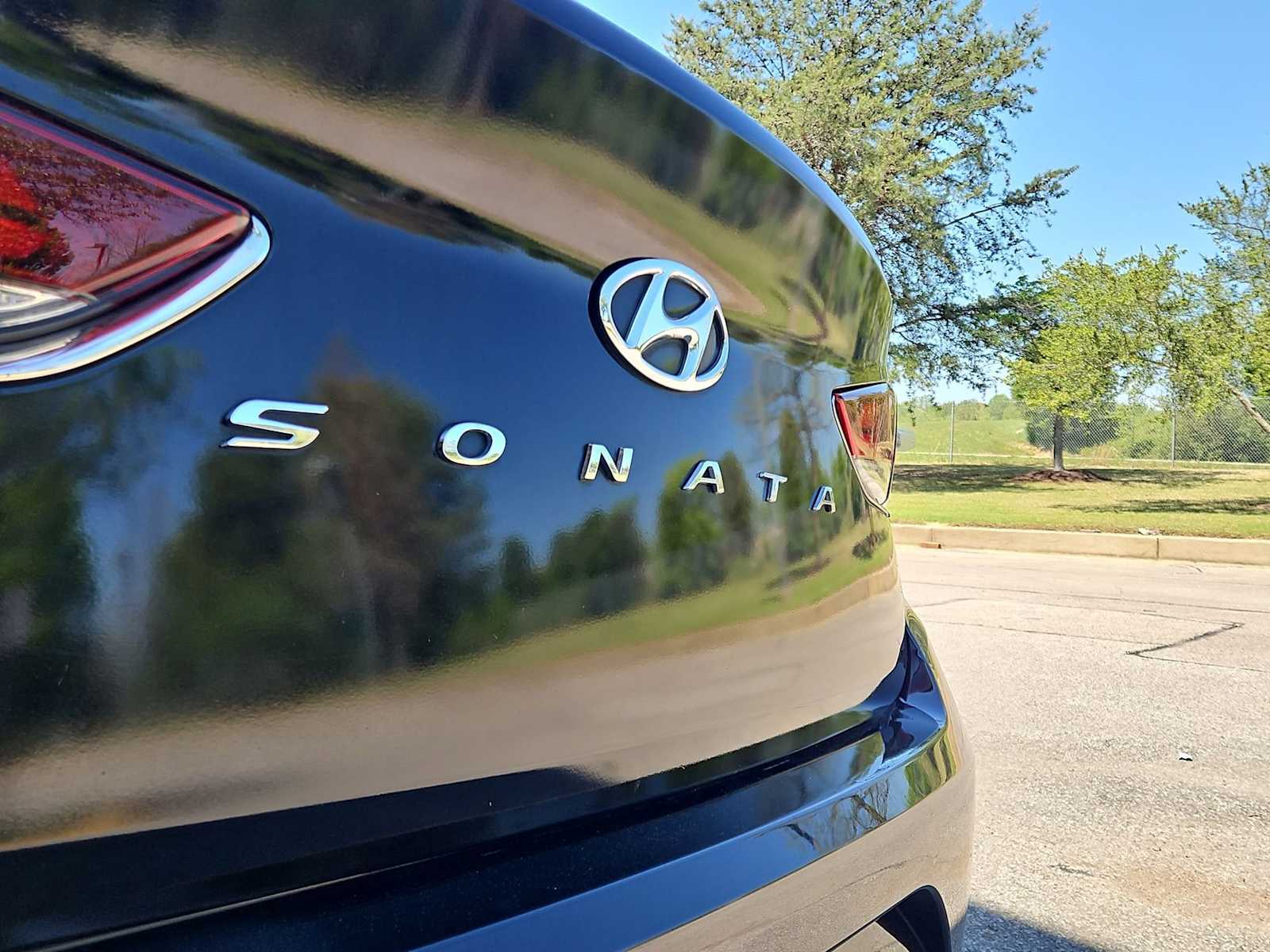 Thumbnail: 2018 Hyundai Sonata - 13