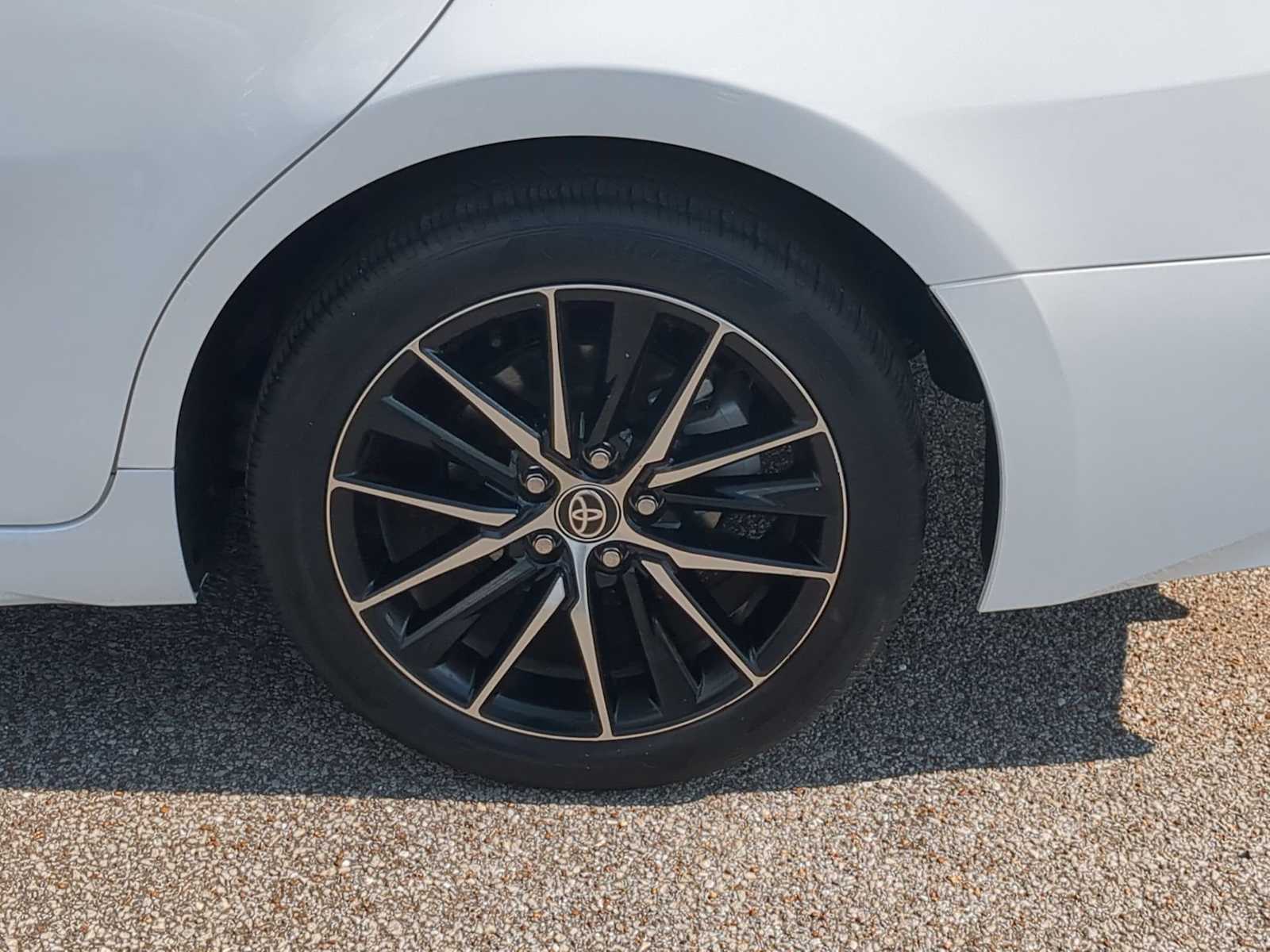 Thumbnail: 2024 Toyota Camry - 13