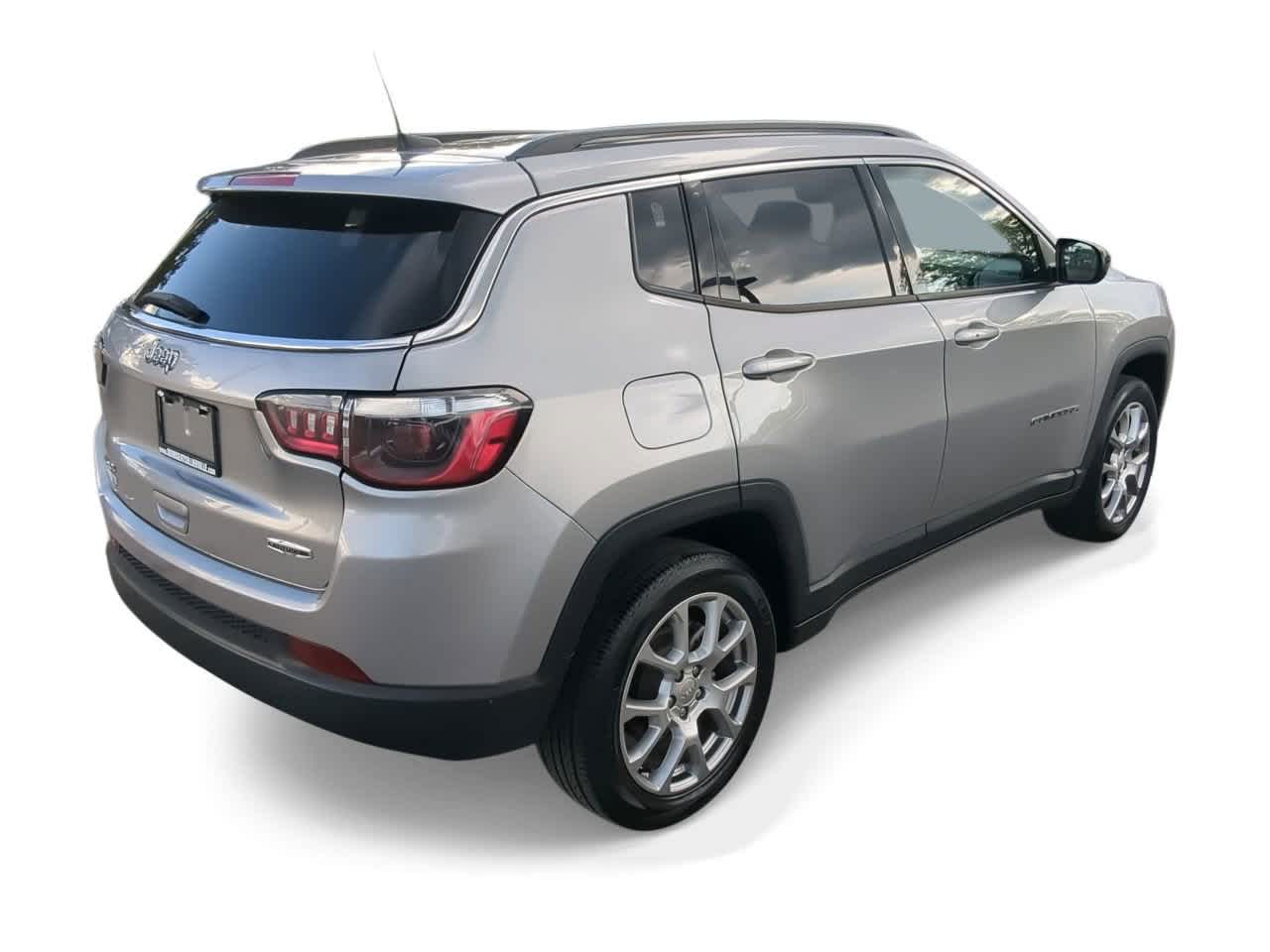 Thumbnail: 2022 Jeep Compass - 8
