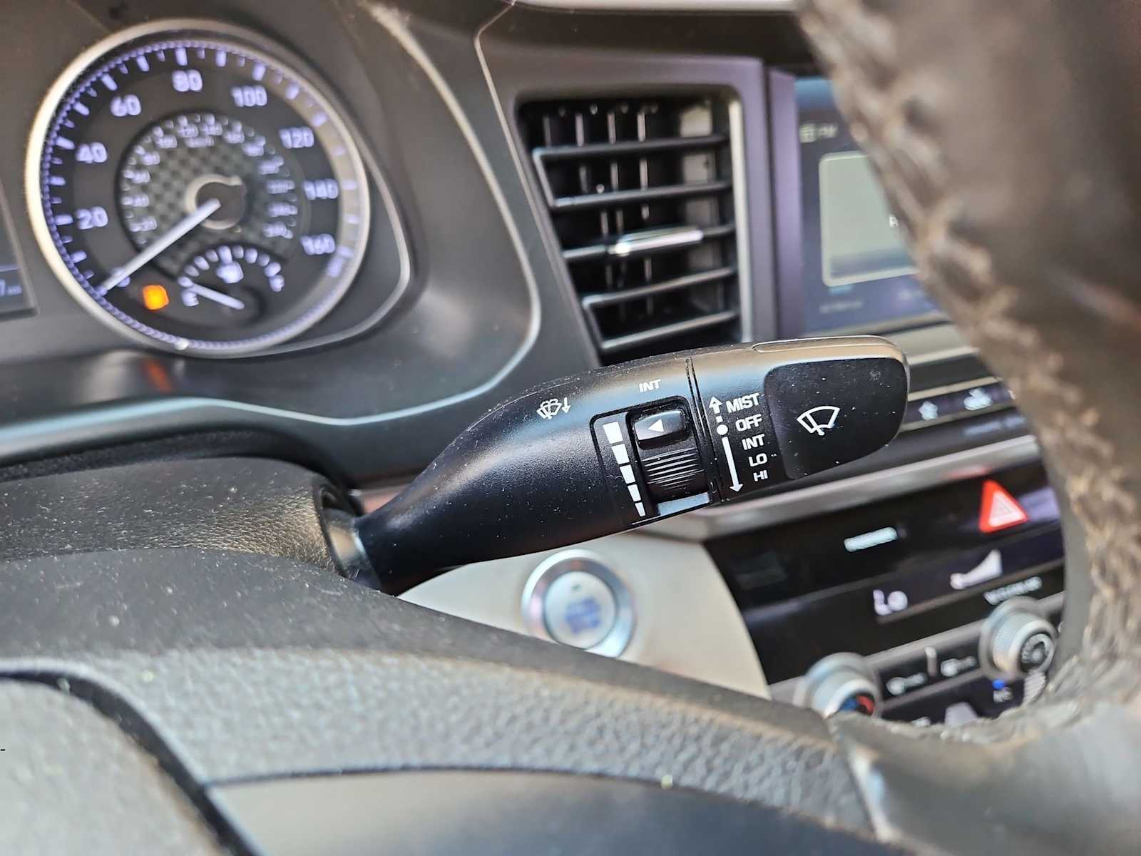 Thumbnail: 2019 Hyundai Elantra - 26