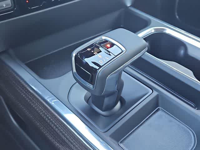 Thumbnail: 2025 Chevrolet Silverado 1500 - 32