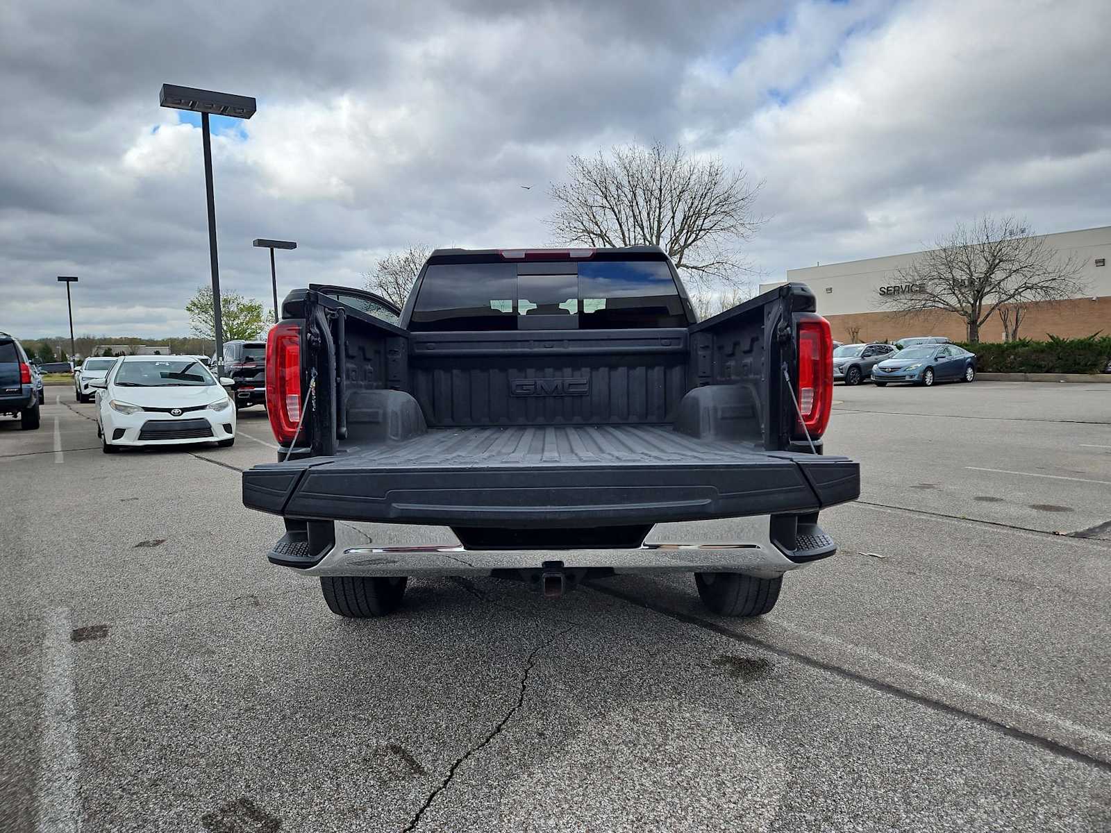 Thumbnail: 2023 GMC Sierra 1500 - 34