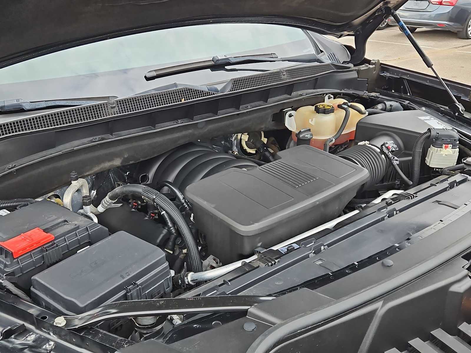 Thumbnail: 2021 Chevrolet Tahoe - 15