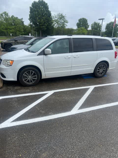 Thumbnail: 2016 Dodge Grand Caravan - 5