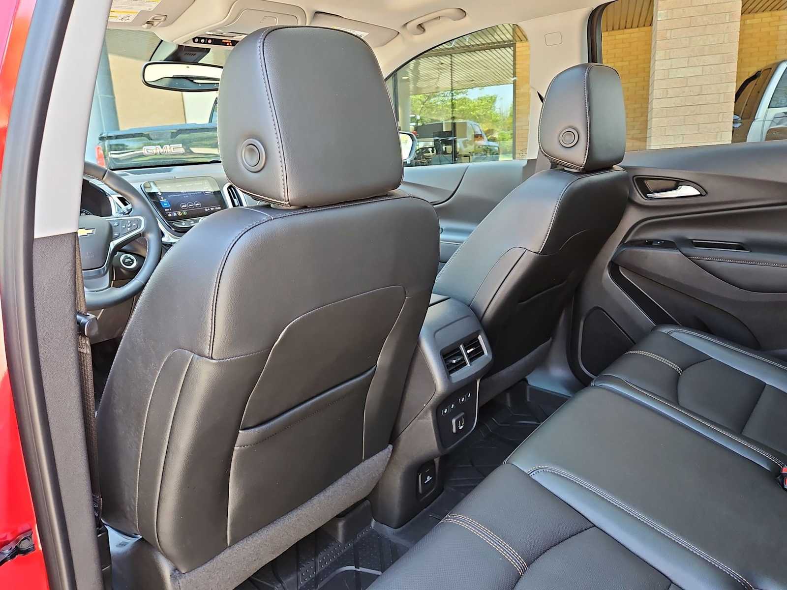 Thumbnail: 2023 Chevrolet Equinox - 19
