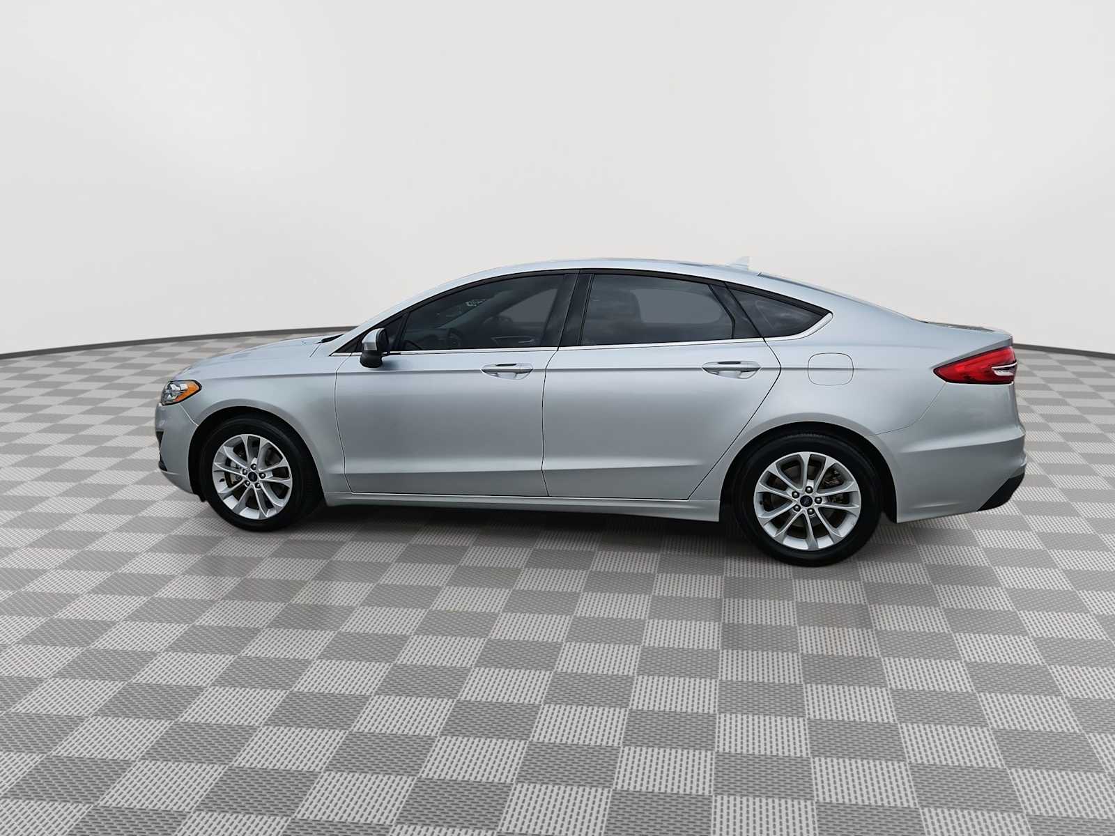 Thumbnail: 2019 Ford Fusion - 5