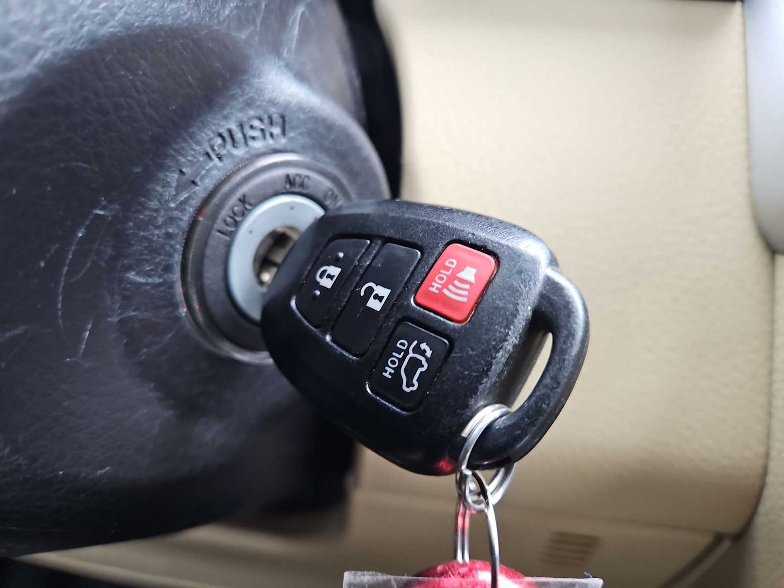 Thumbnail: 2019 Toyota Highlander - 37