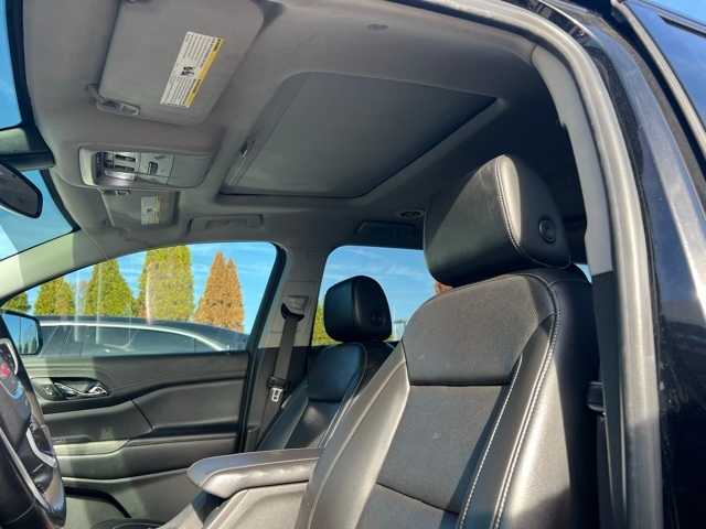 Thumbnail: 2021 GMC Acadia - 10