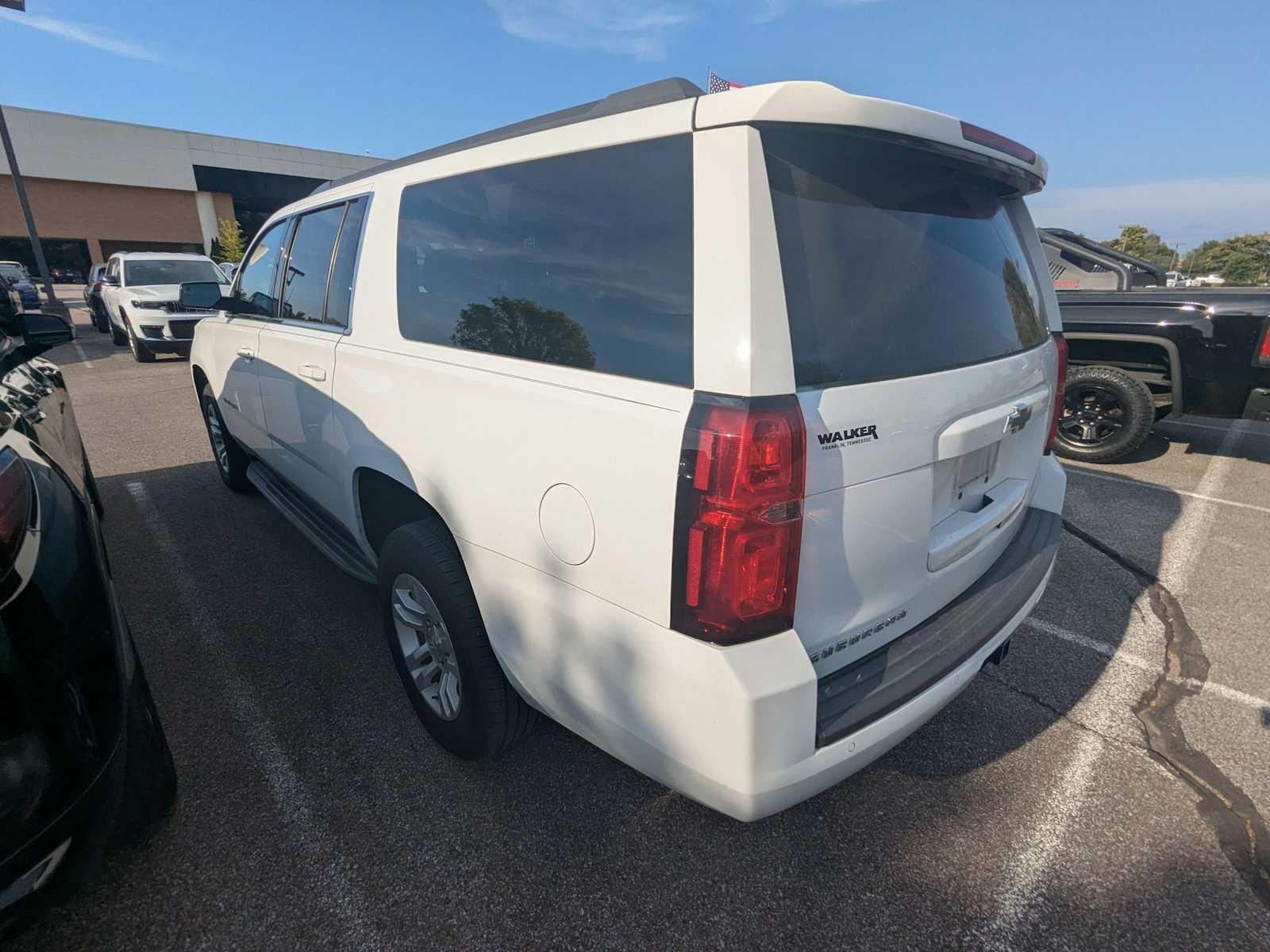 Thumbnail: 2018 Chevrolet Suburban - 5