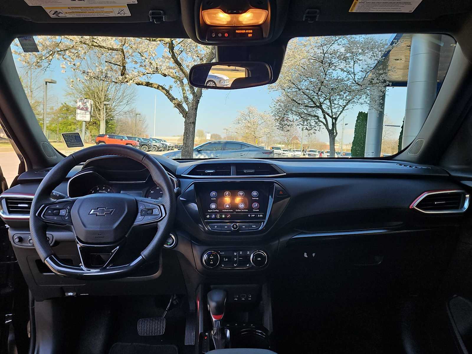 Thumbnail: 2023 Chevrolet TrailBlazer - 15