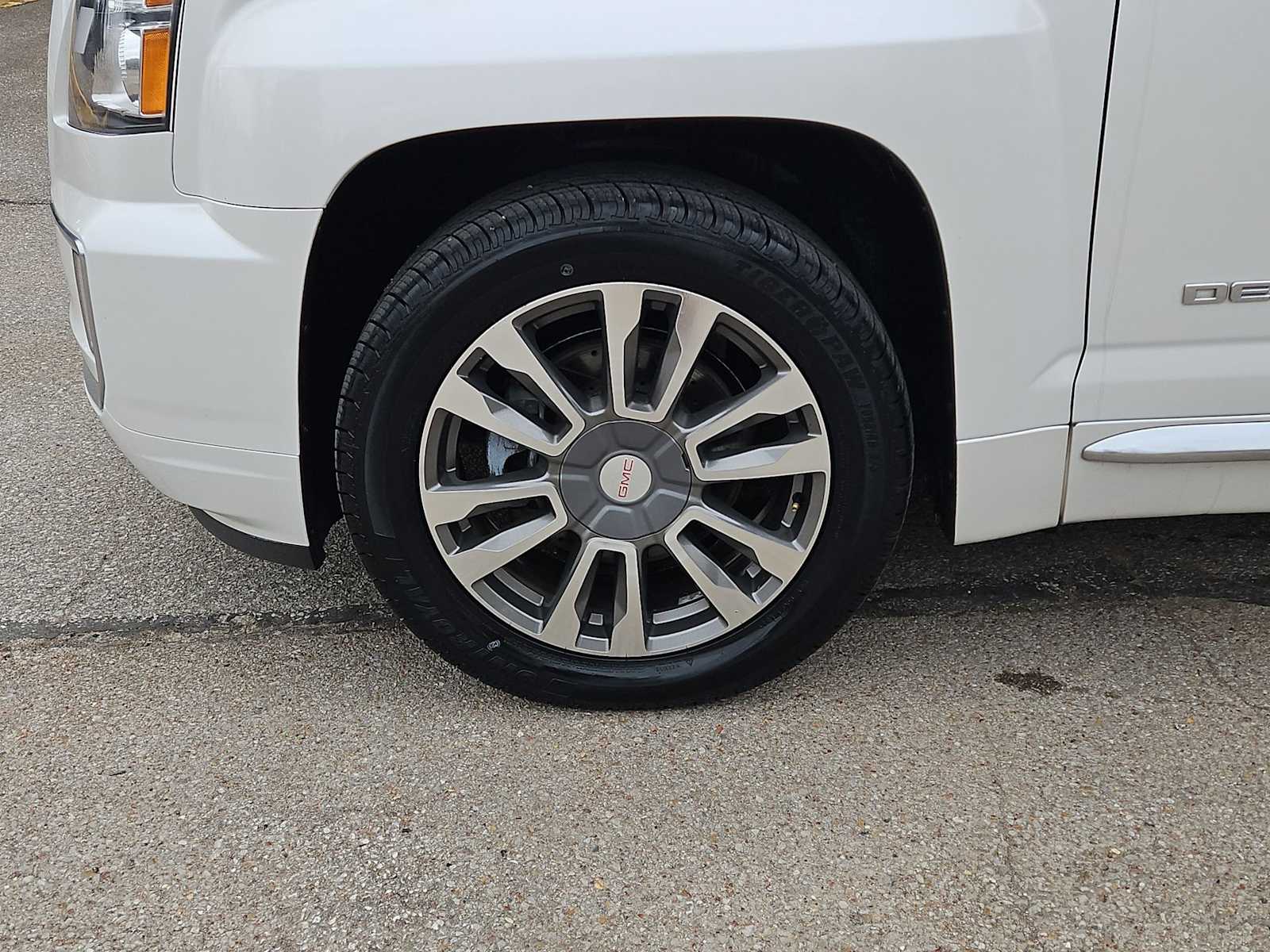 Thumbnail: 2017 GMC Terrain - 14