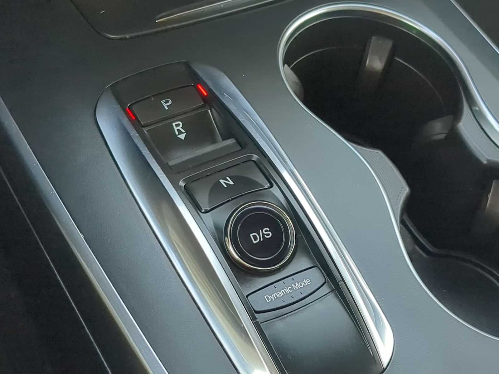 Thumbnail: 2017 Acura MDX - 32