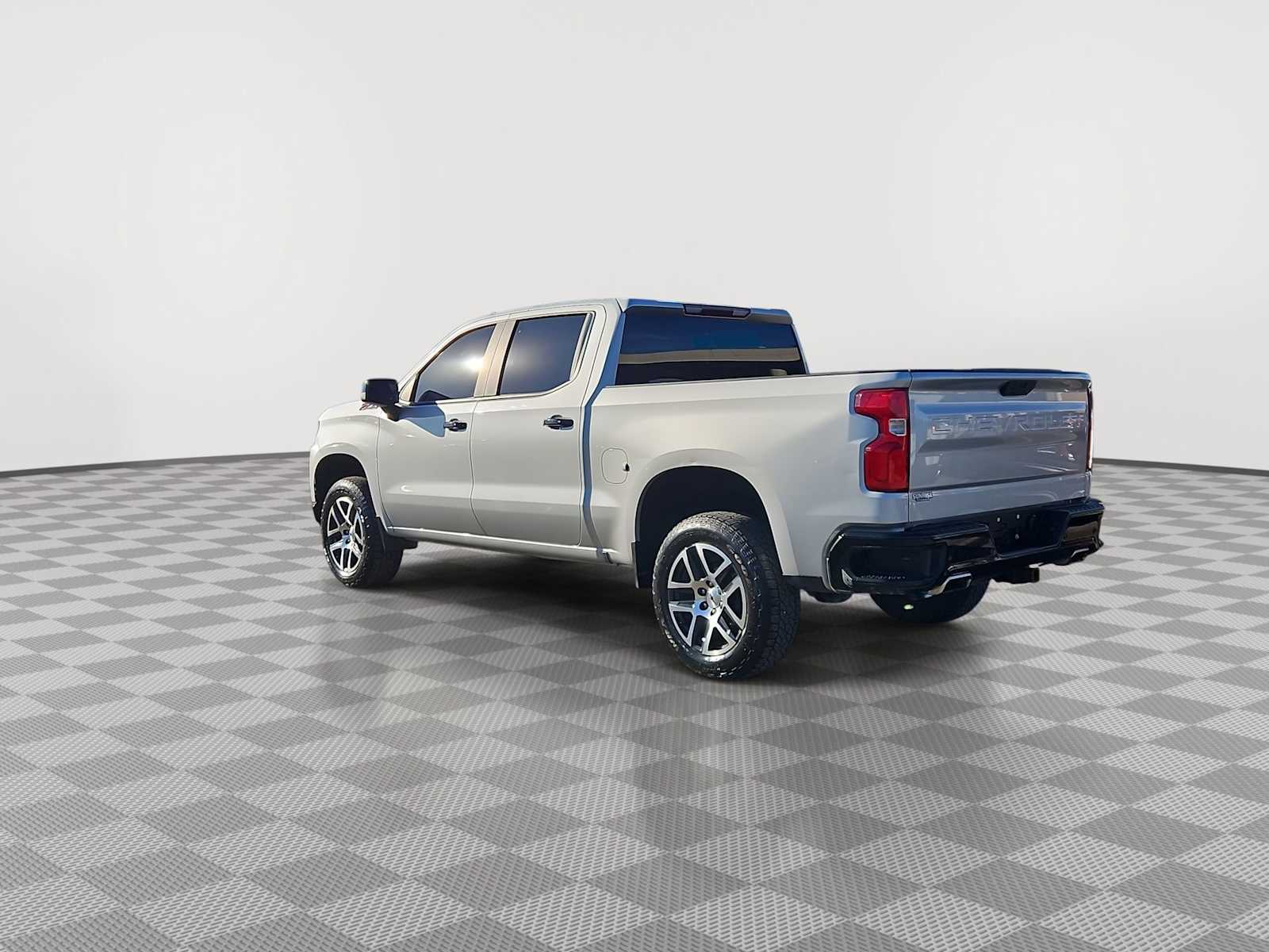 Thumbnail: 2019 Chevrolet Silverado 1500 - 6