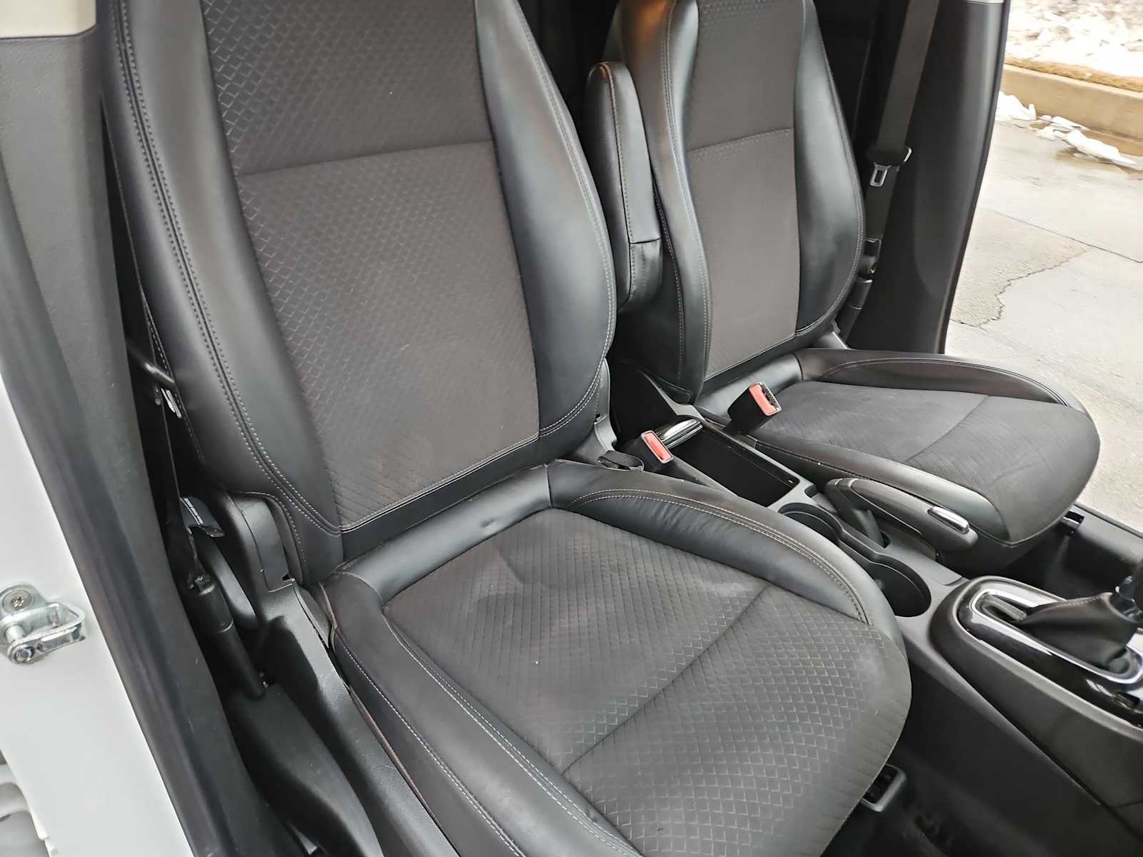 Thumbnail: 2020 Buick Encore - 21