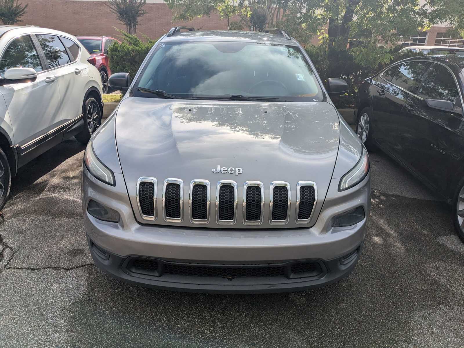 Thumbnail: 2015 Jeep Cherokee - 2