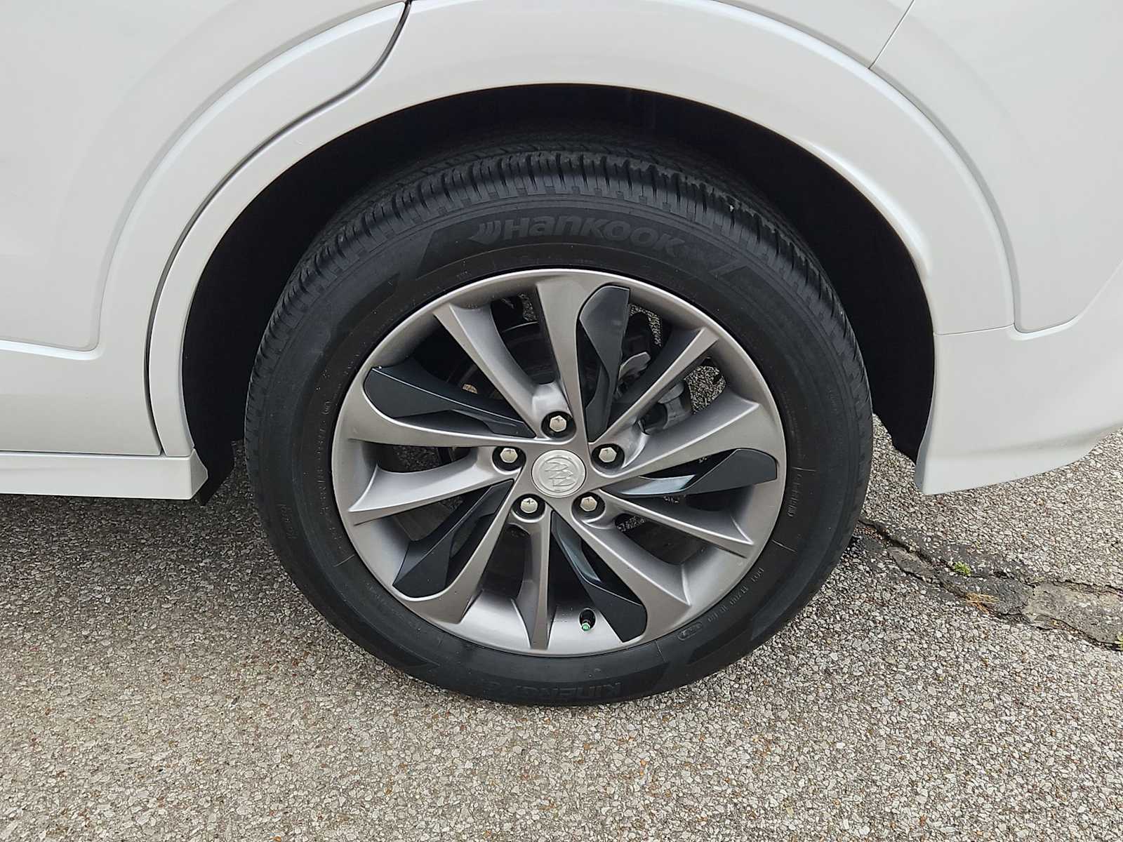 Thumbnail: 2022 Buick Encore GX - 14