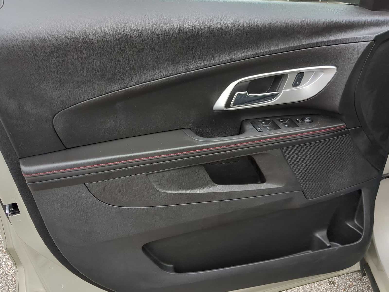 Thumbnail: 2014 Chevrolet Equinox - 19