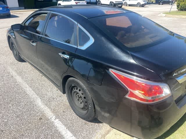 Thumbnail: 2014 Nissan Altima - 6