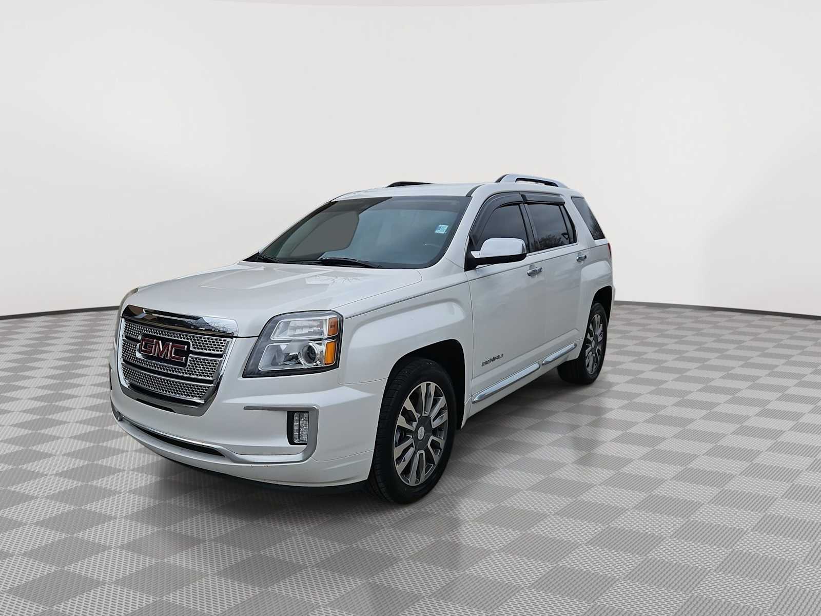 Thumbnail: 2017 GMC Terrain - 4