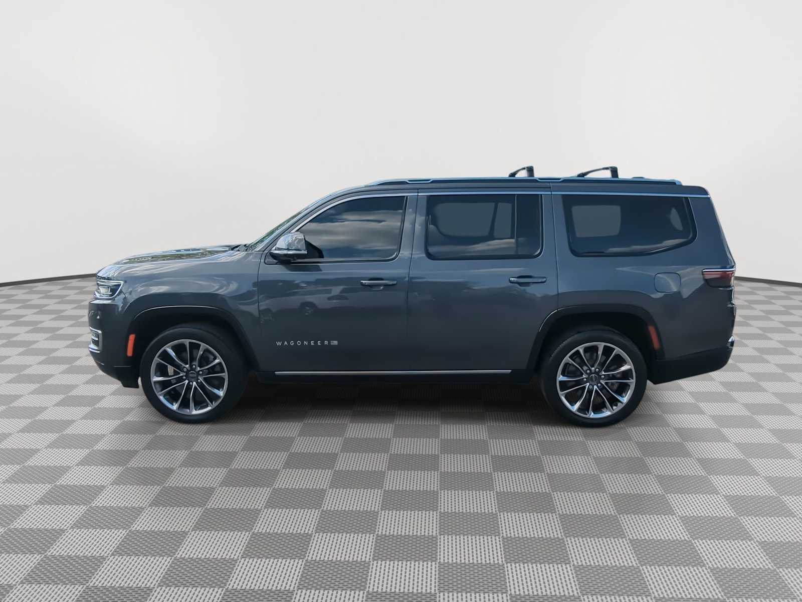 Thumbnail: 2022 Jeep Wagoneer - 5