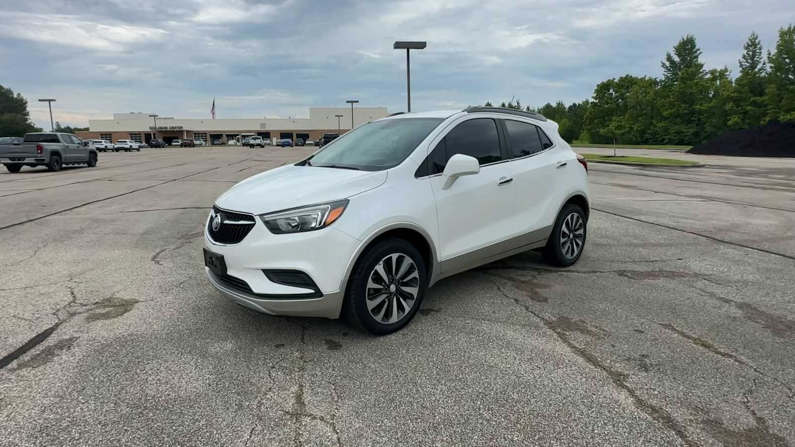 Thumbnail: 2021 Buick Encore - 4