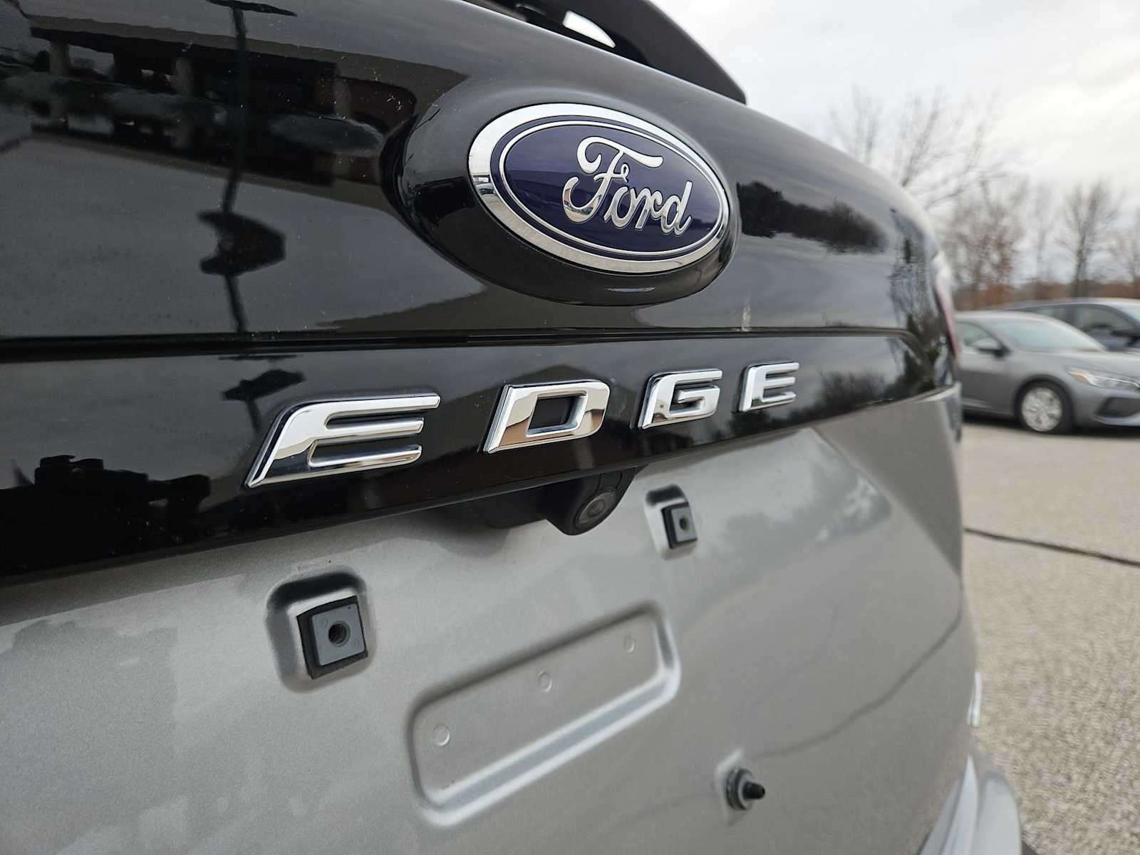 Thumbnail: 2023 Ford Edge - 12