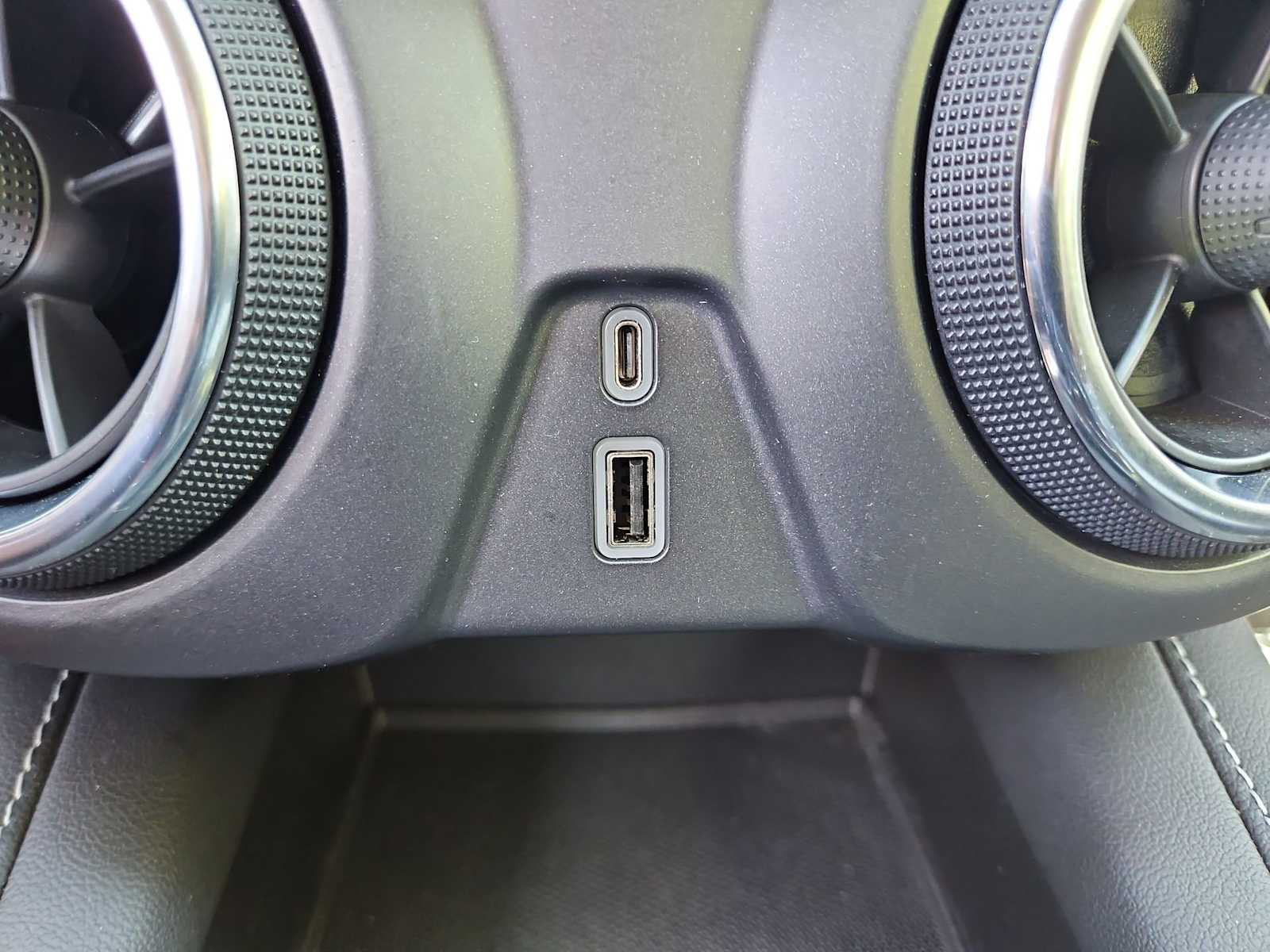 Thumbnail: 2023 Chevrolet Blazer - 31