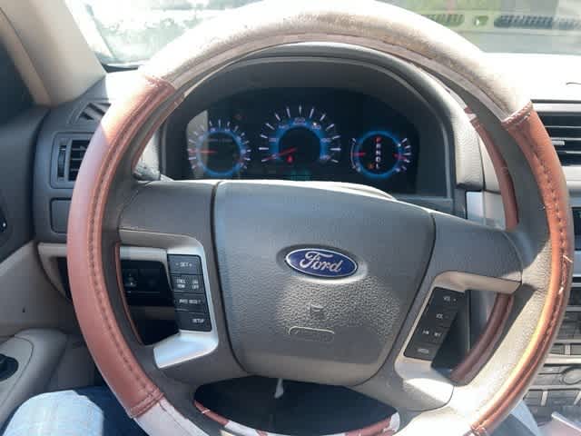 Thumbnail: 2011 Ford Fusion - 12
