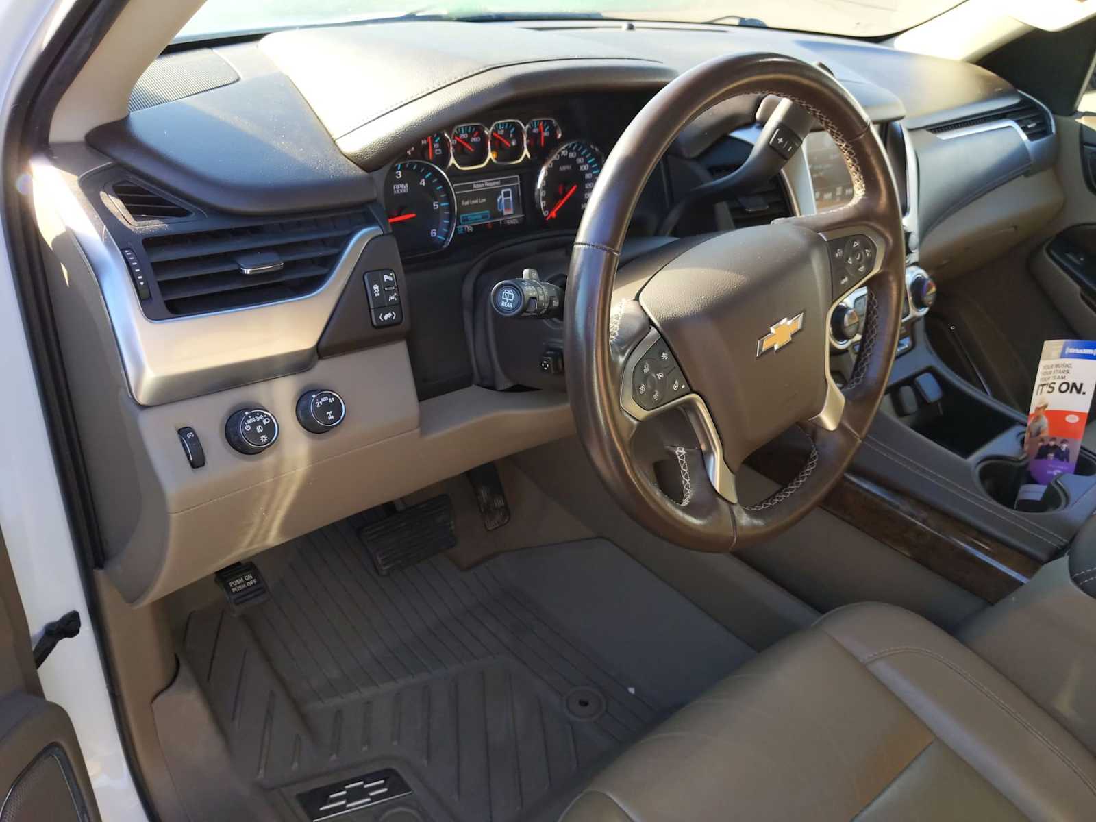 Thumbnail: 2019 Chevrolet Tahoe - 10