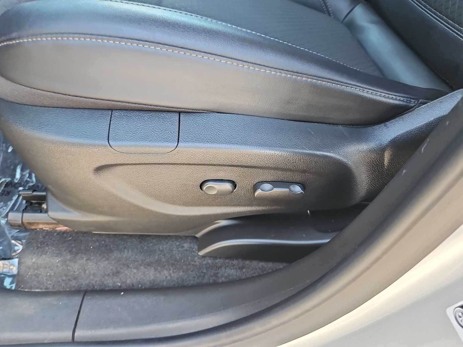 Thumbnail: 2018 Buick Encore - 17