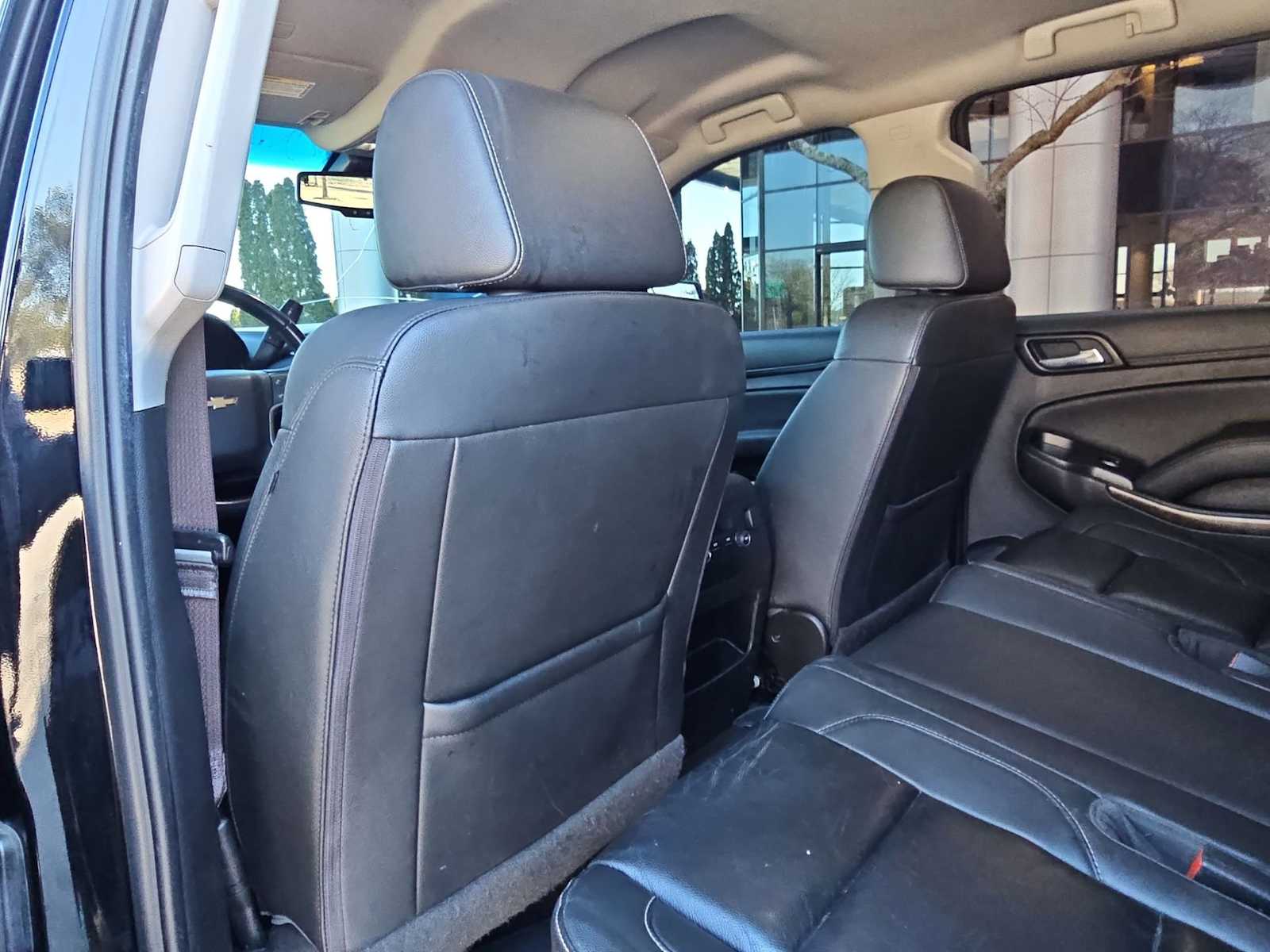 Thumbnail: 2017 Chevrolet Tahoe - 18