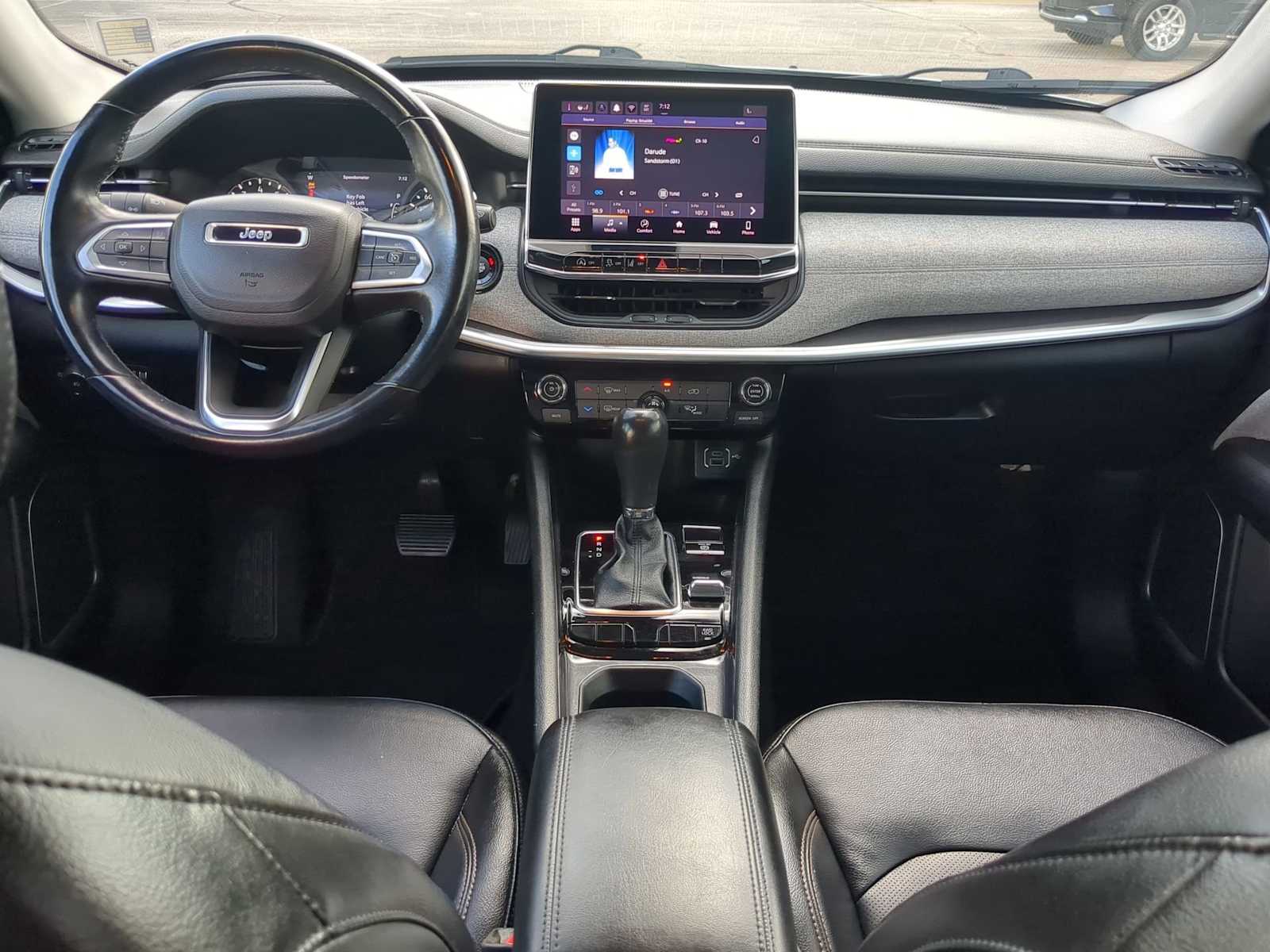 Thumbnail: 2022 Jeep Compass - 16