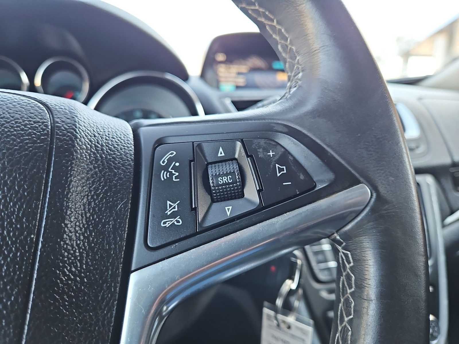 Thumbnail: 2014 Buick Encore - 24