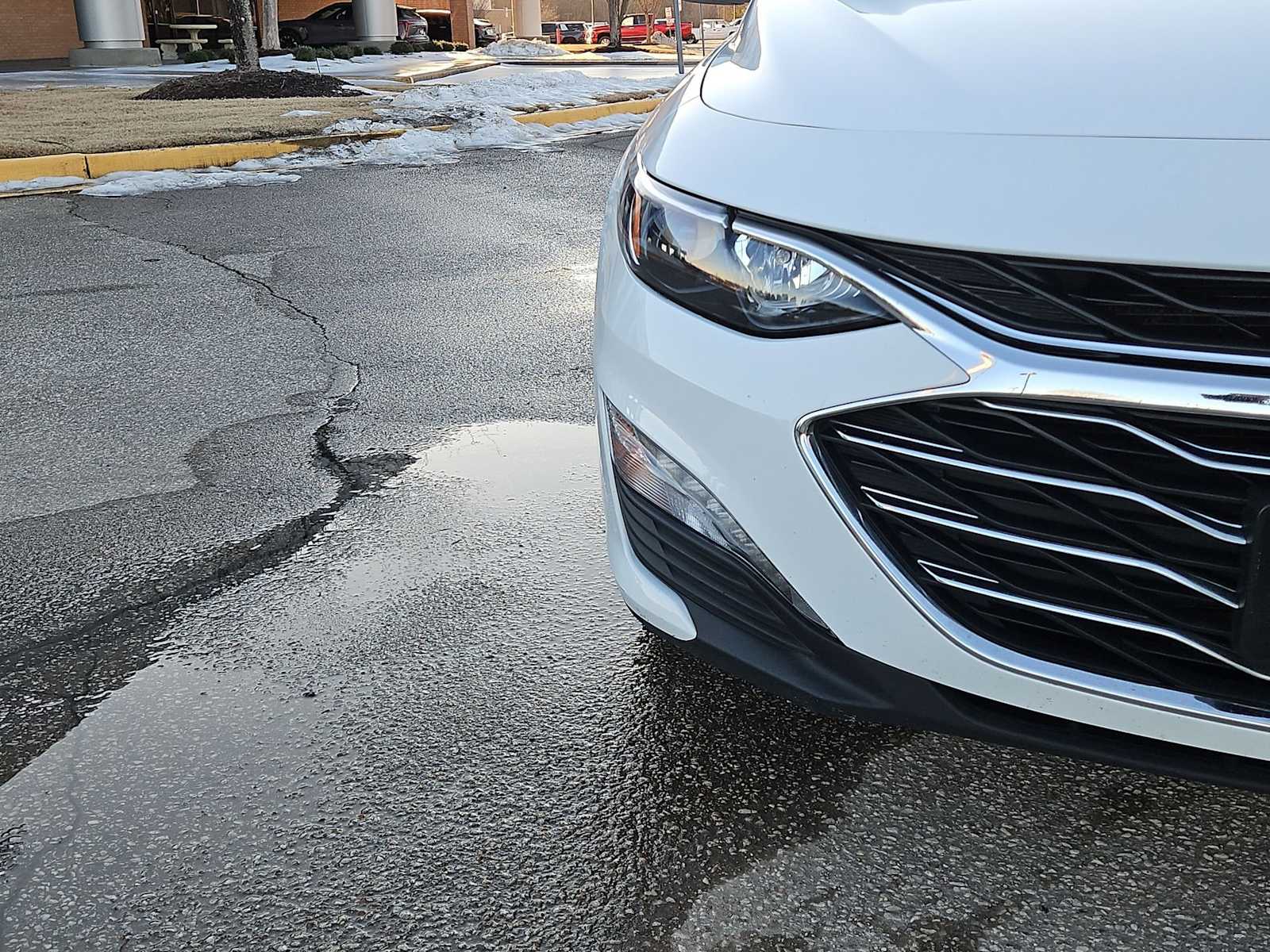 Thumbnail: 2023 Chevrolet Malibu - 11