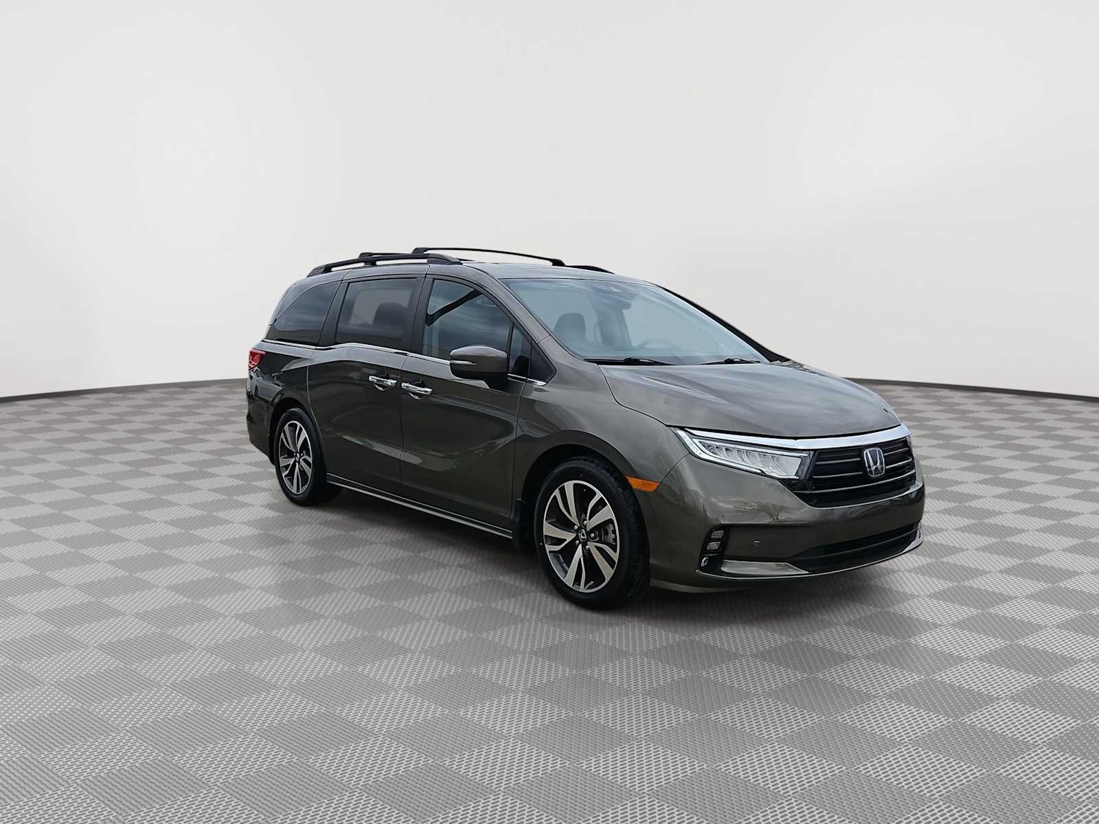 Thumbnail: 2022 Honda Odyssey - 2