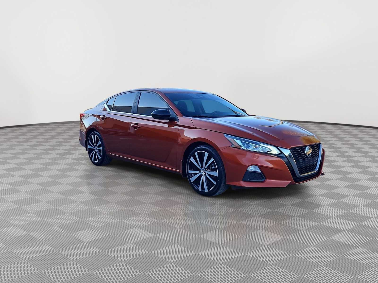 Thumbnail: 2022 Nissan Altima - 2