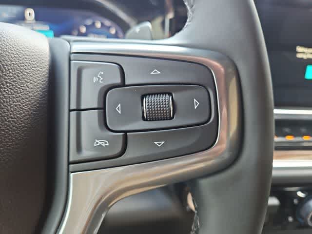 Thumbnail: 2026 Chevrolet Silverado 1500 - 26