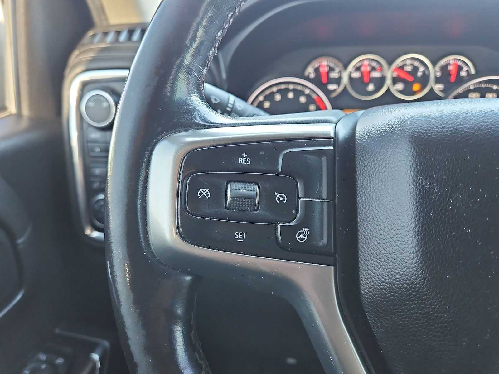 Thumbnail: 2019 Chevrolet Silverado 1500 - 24