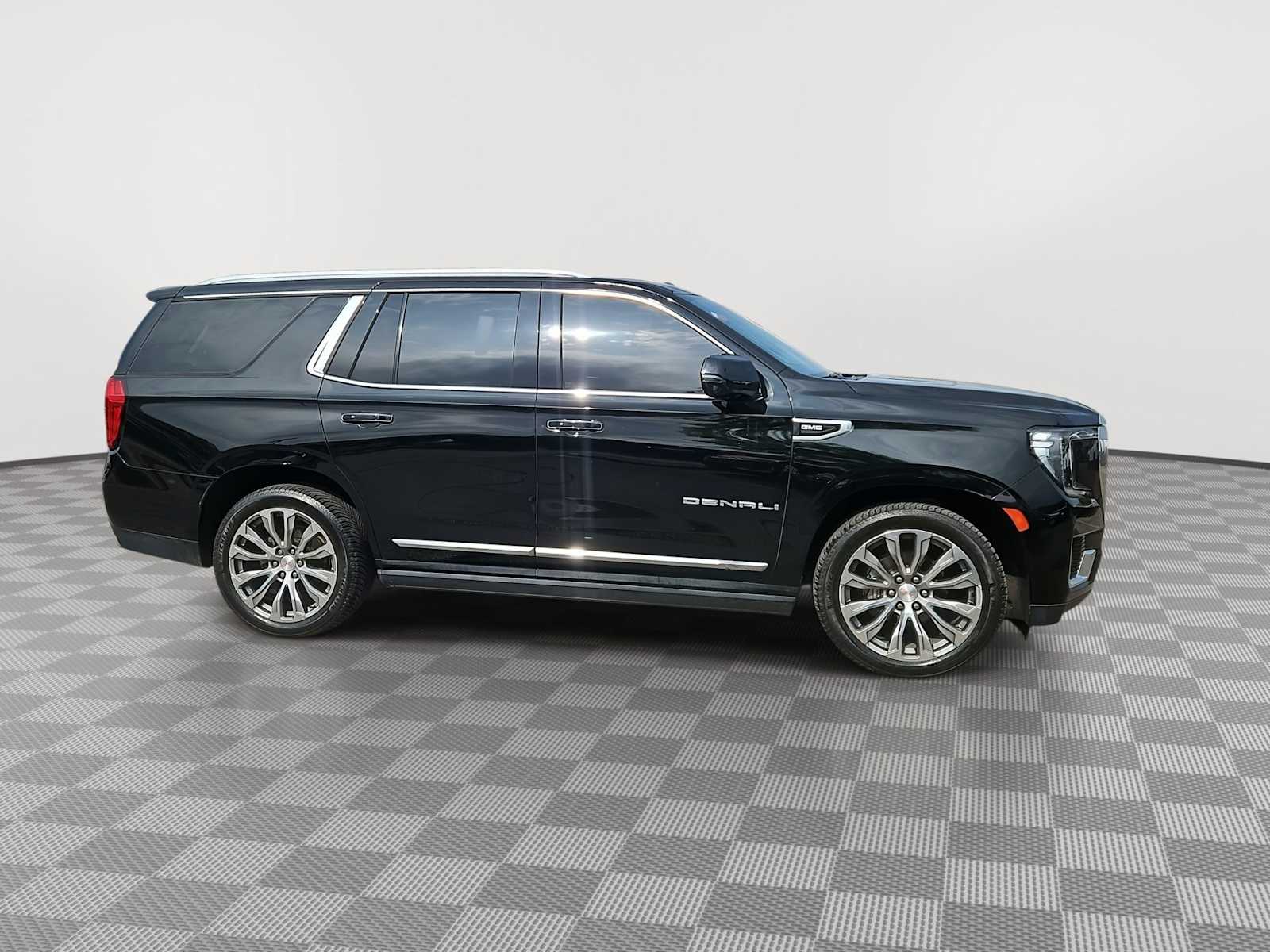 Thumbnail: 2022 GMC Yukon - 9