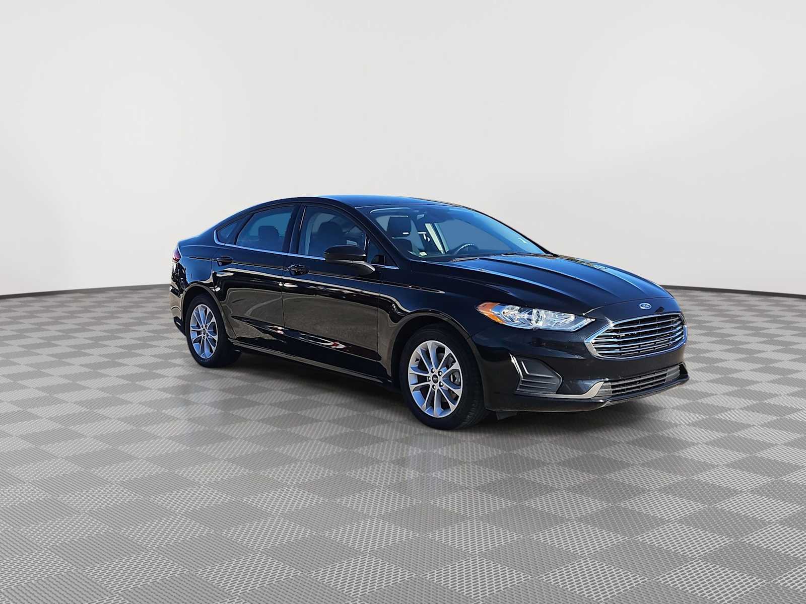 Thumbnail: 2020 Ford Fusion - 2