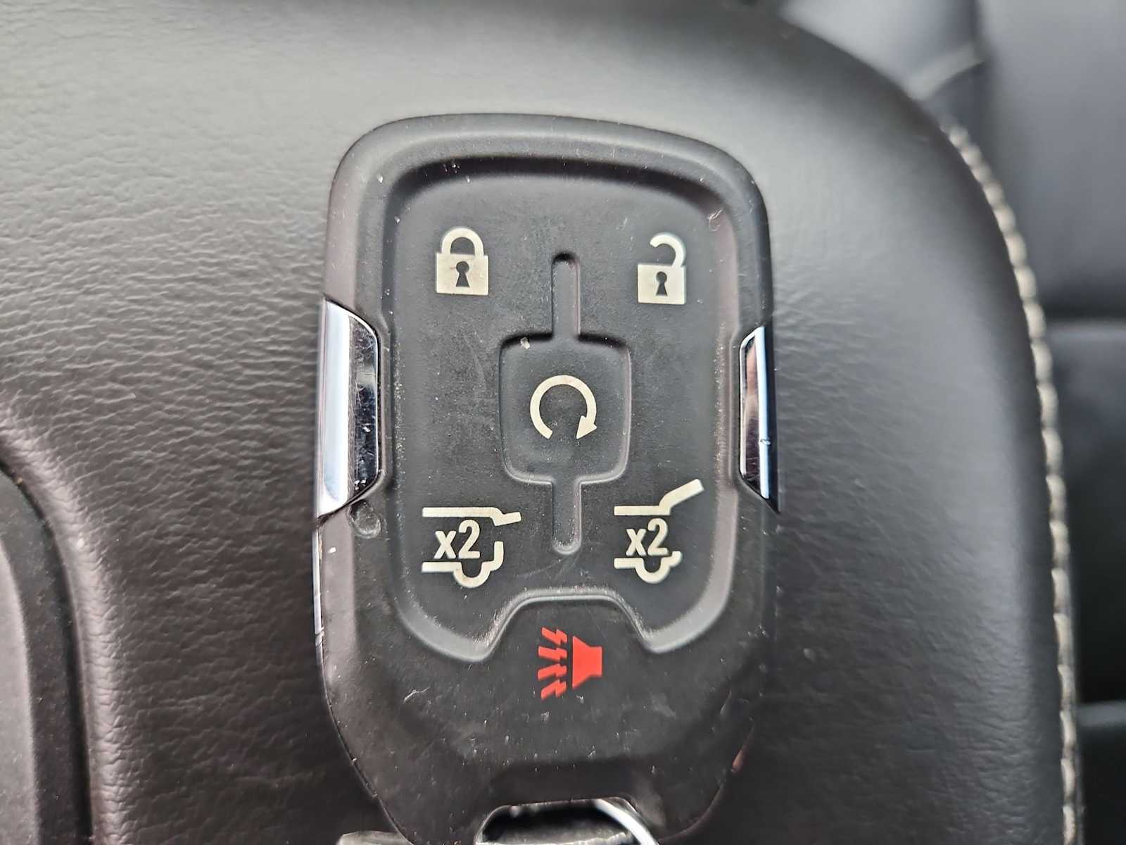 Thumbnail: 2016 Chevrolet Tahoe - 36