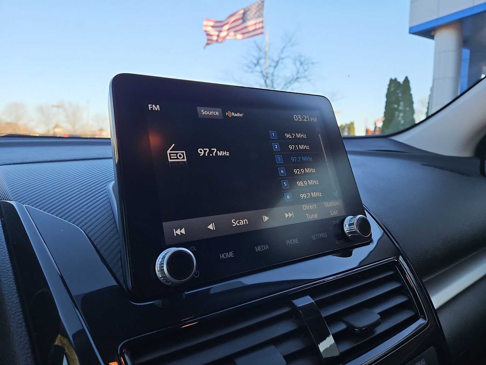 Thumbnail: 2022 Mitsubishi Eclipse Cross - 30