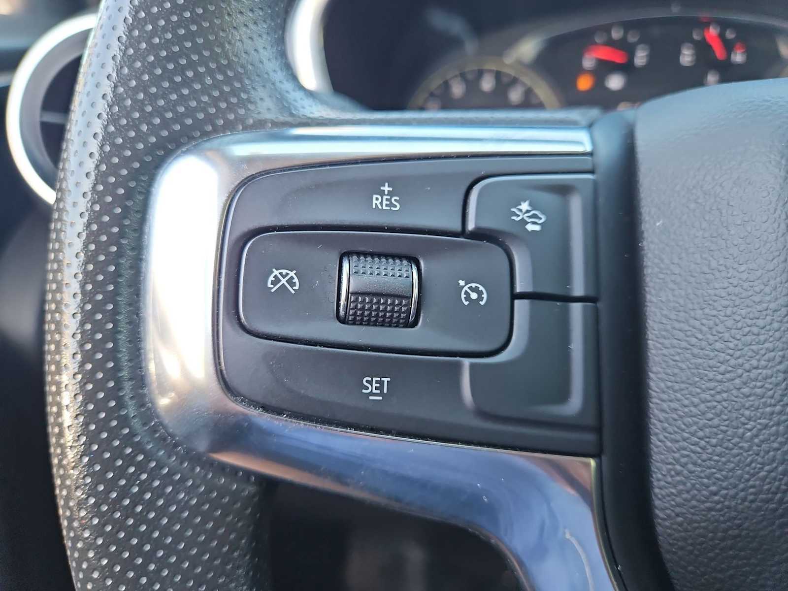 Thumbnail: 2023 Chevrolet Blazer - 24