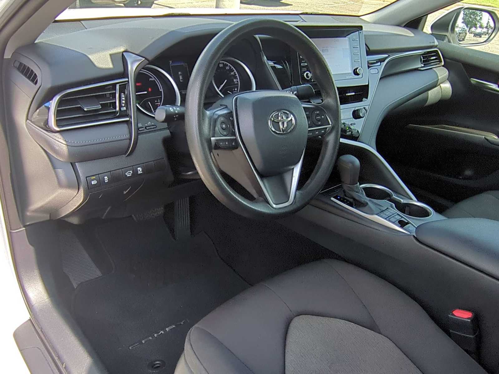 Thumbnail: 2021 Toyota Camry - 10